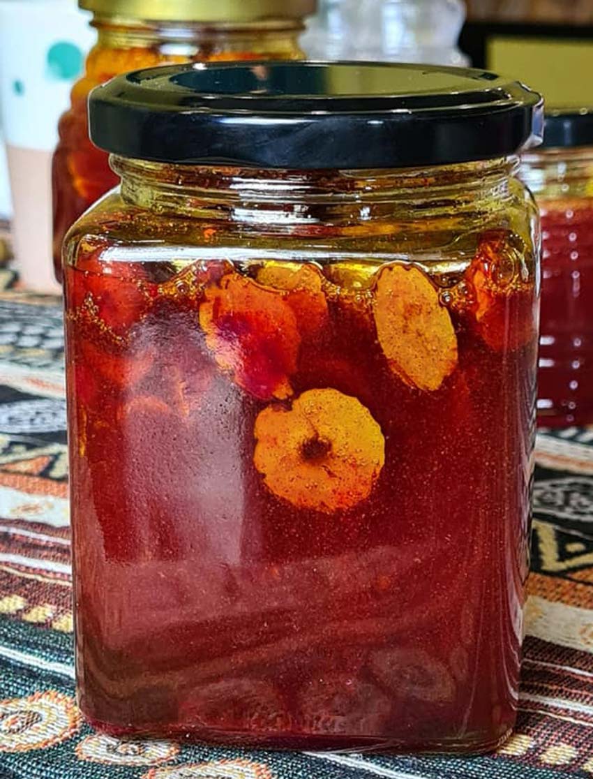 Saffron ngâm mật ong táo đỏ: cách ngâm ngon, tỷ lệ ngâm chuẩn nhất